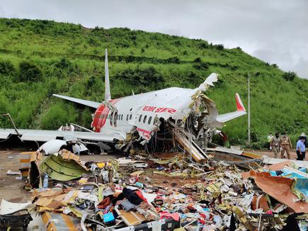 All Air India crash survivors to be tested for Covid-19: Kerala CM Pinarayi Vijayan