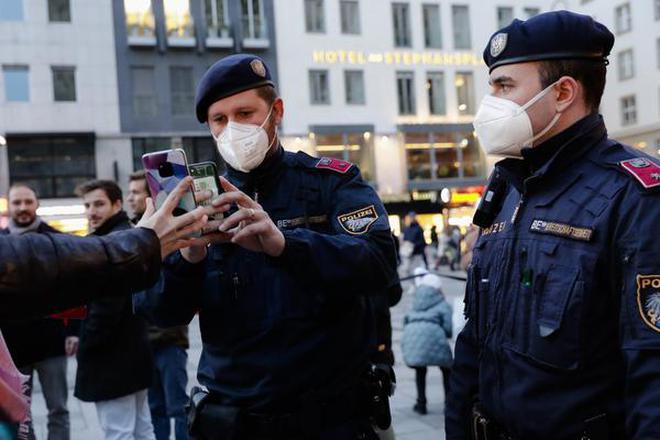 Thousands expected to protest coming imprisonment in capital of Austria
