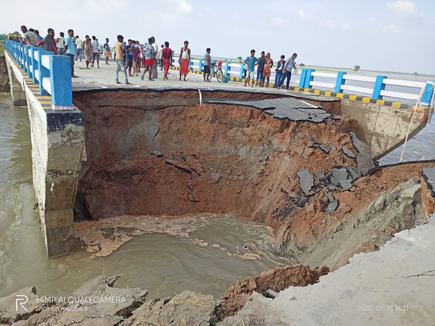 Nitish Kumar govt refutes reports of Sattarghat bridge being washed away